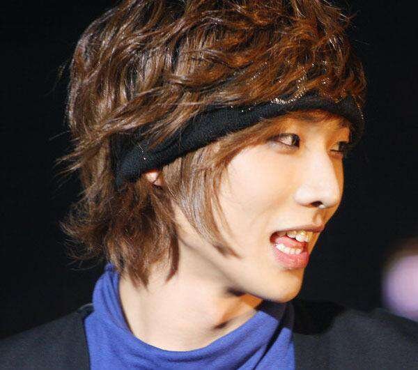 Roleplayer Of Lee Joon MBLAQ. Kgk tau? Cari google
