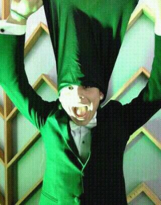 hola soy fer y soy MezaGirl, estoy enamorada de ese chico @brandon_meza *-* amo sus sentimientos hacia sus #MG #LasRastasSonMiVida, follow mi and follow you3