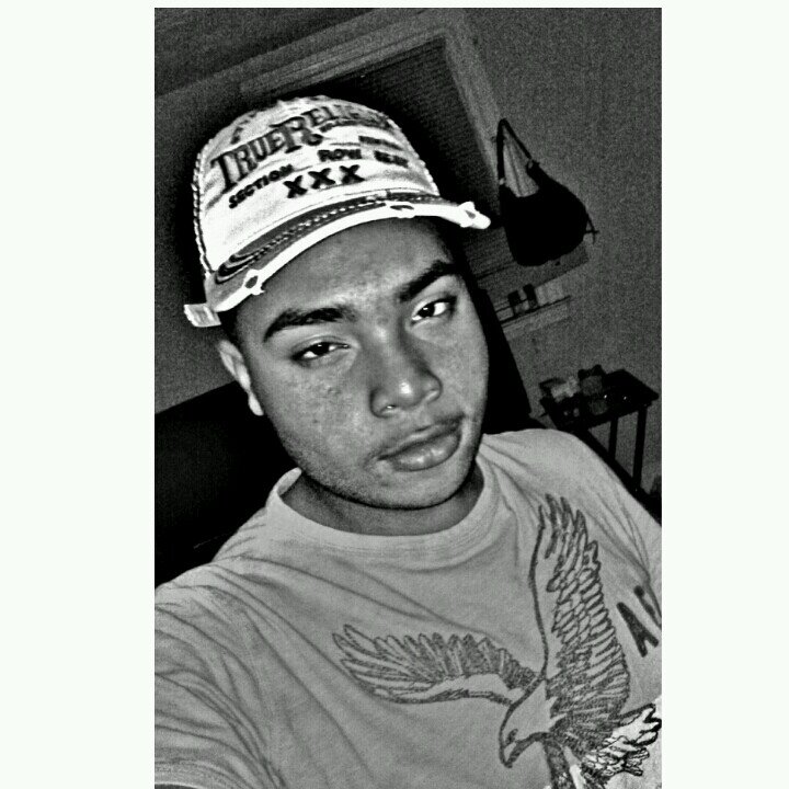 November 6 my bday Dollarboyz Is my Team Single i need to get cuffed