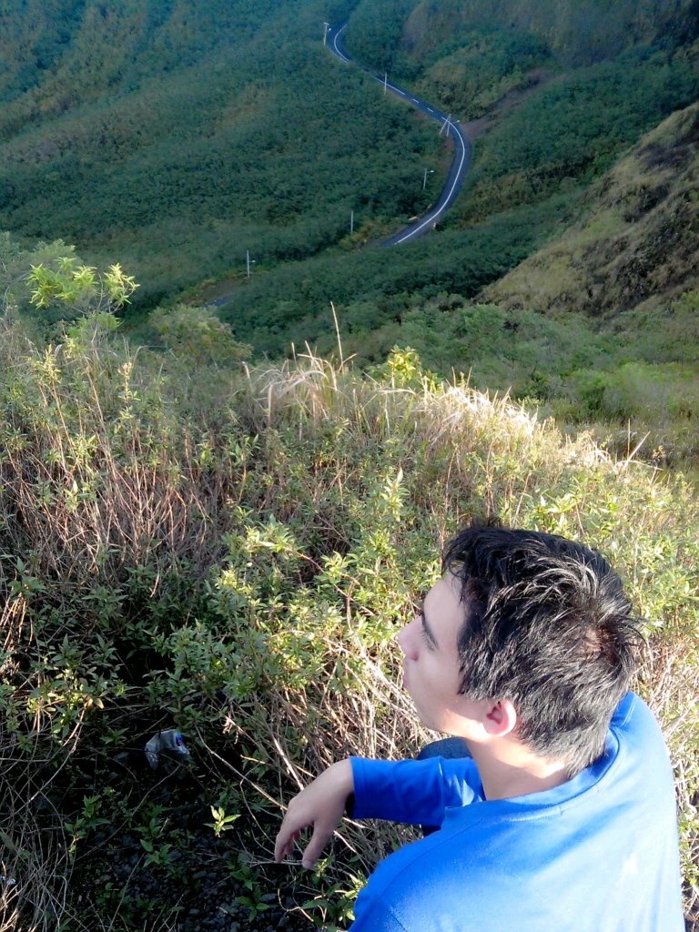 aku cuma manusia biasa yang punya banyak salah
