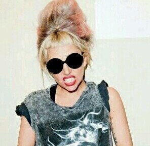 DIVA DA AUTA SOCIEDADE