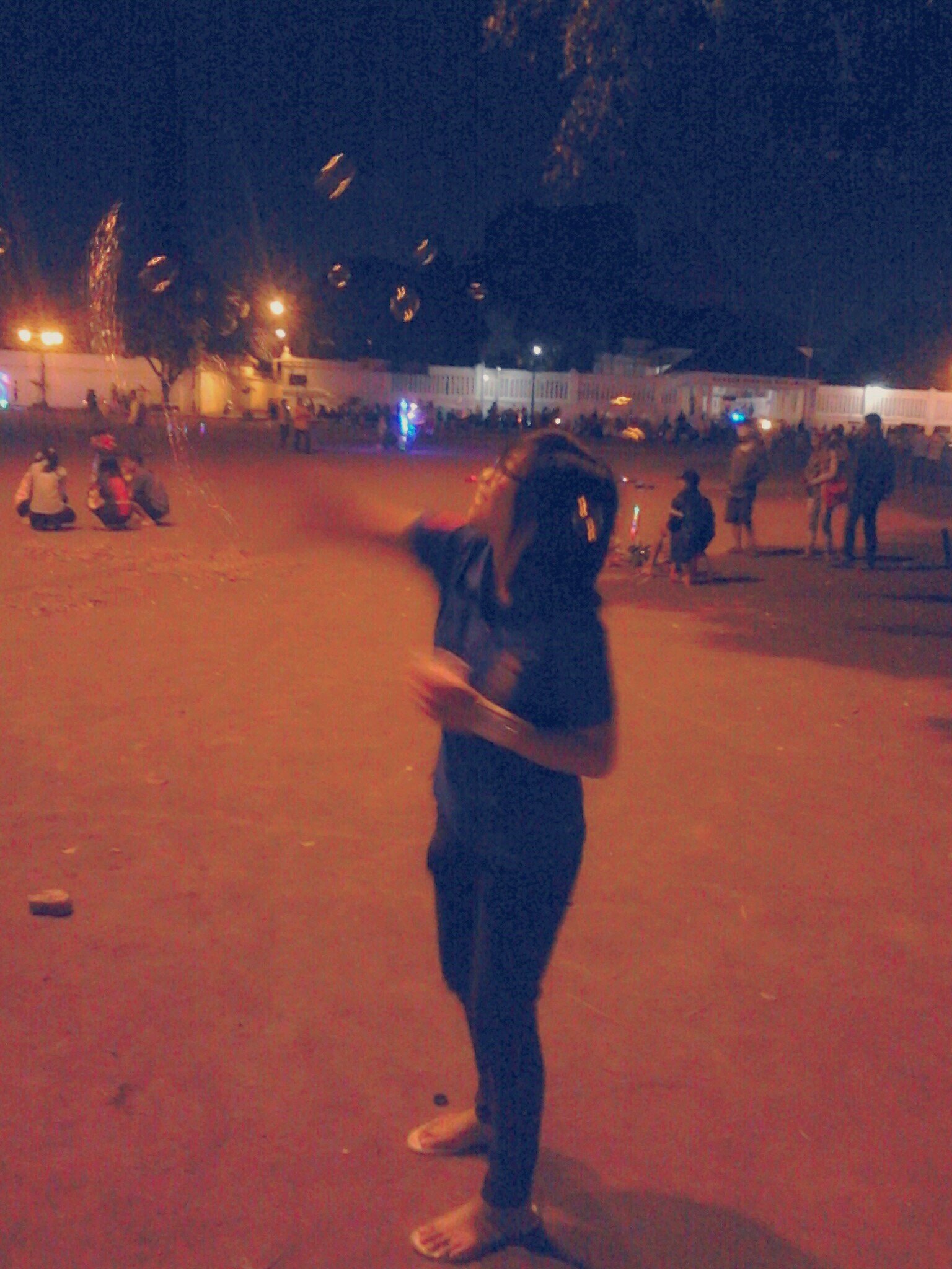 falling in love with you.again and again. | @RendyBayuTs