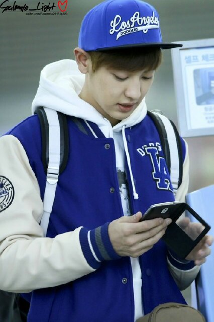 Park Chanyeol / Seoul, November 27 1992 / Vocalist, Main Rapper Of EXO K / just rp okey :D