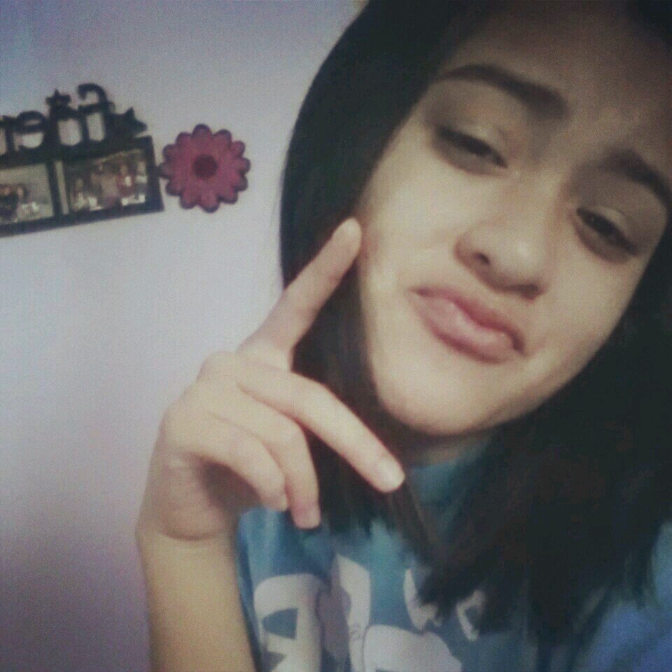 karina is my bestie duhhh✋ I have a long distance relationship with  matthew sherrill❤ha.I wish. he retweeted 11/17/13 and followed 12/11/13 ♥