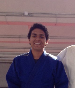 Raúl A.K.A. Rulo, Raulito. Estudiante de QFB en la FQ UNAM. Practicante novato de Judo, amante de la ciencia, seguidor del Shibumi y científico amateur.