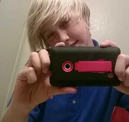 I just am a writer, who loves DBZ,video games, and RPs in one account. That's it. So enjoy this account. ._.