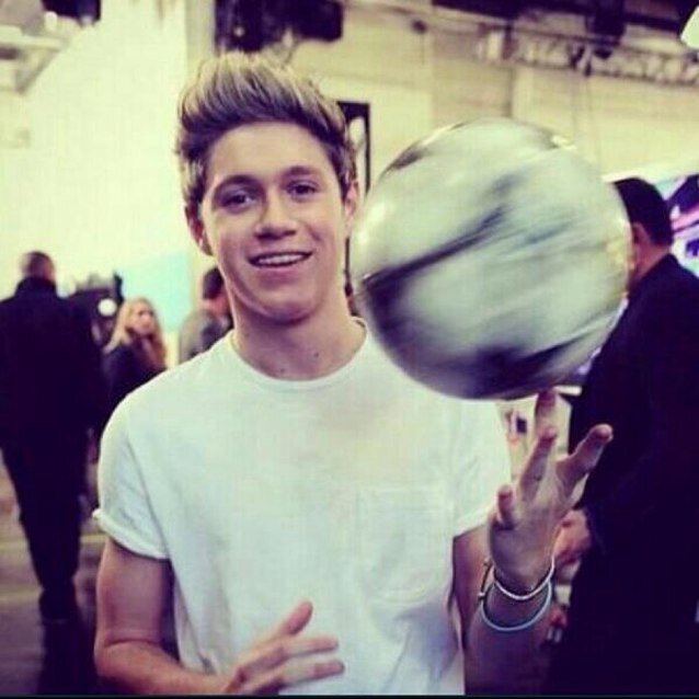 Engaged to: @cammie_styles My best friend that i love: @elcalder4321 daugther:@fxingdarcy
