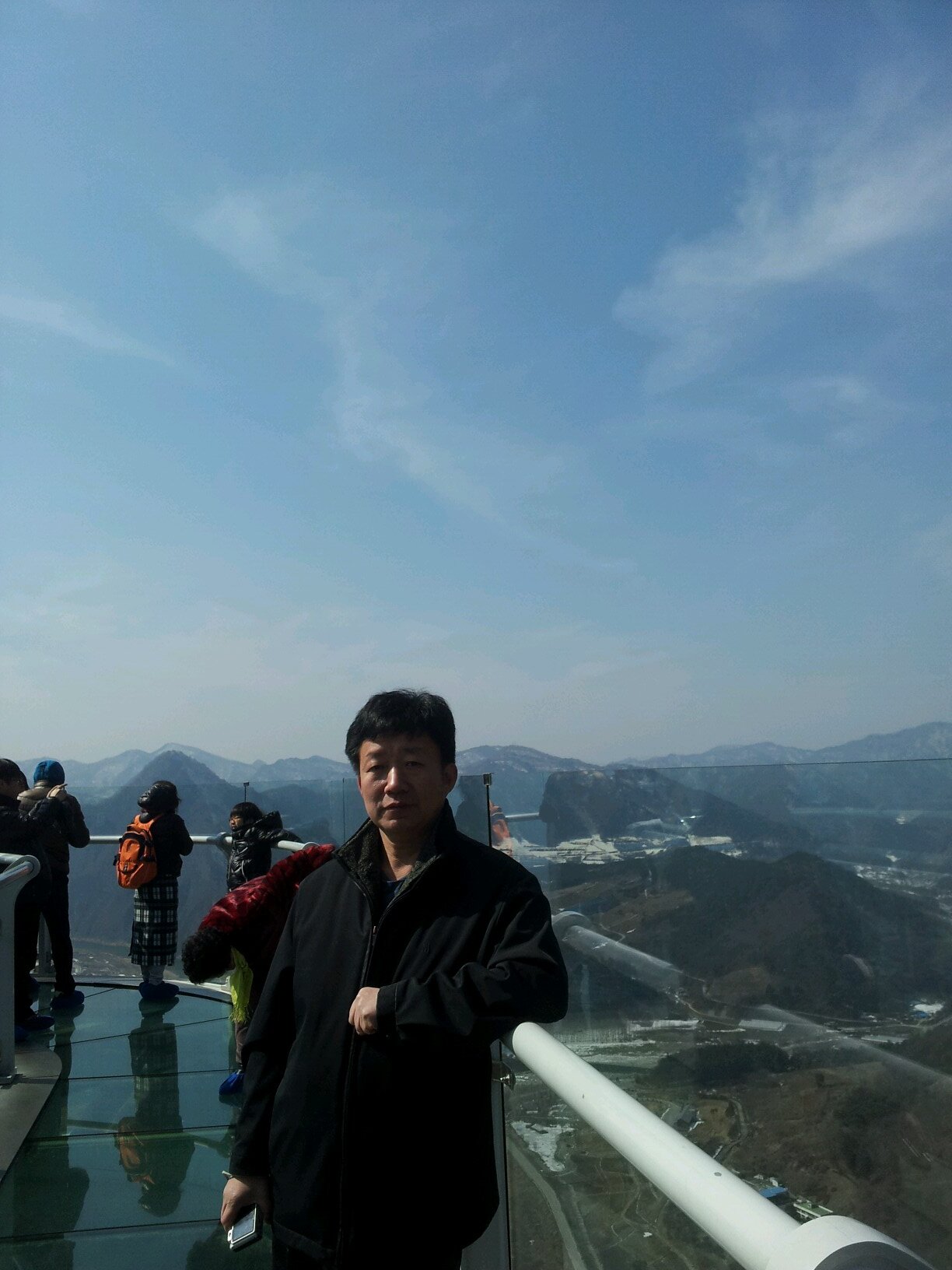 오늘의 행복에 안주하지 않고  
내일의 행복을 위해 달리고 또 달린다.