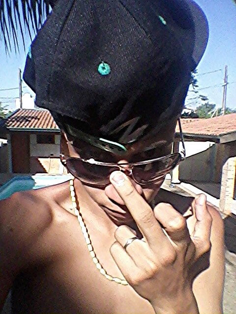Do que adianta me descrever se você vai acreditar no que os outros falam de mim