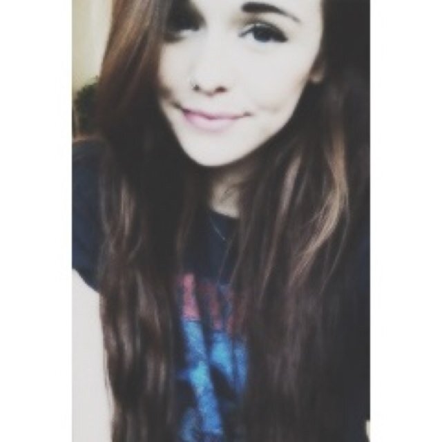 kesh brinley, pony. || eighteen || ashton aw || logan è nella mia milza.