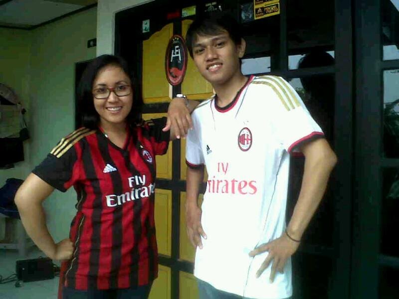 Supplier Jaket & Jersey Bola is| More info Chat on BB 589981C0 | WA 081326853297 | Married with @destiwidya17
