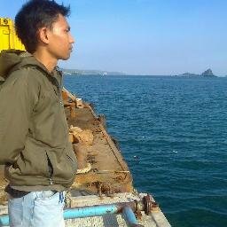 gue org ny
baik
setia
perhatian
gk smbong
syang sma pcar dn dn org tua gue
itulah gue