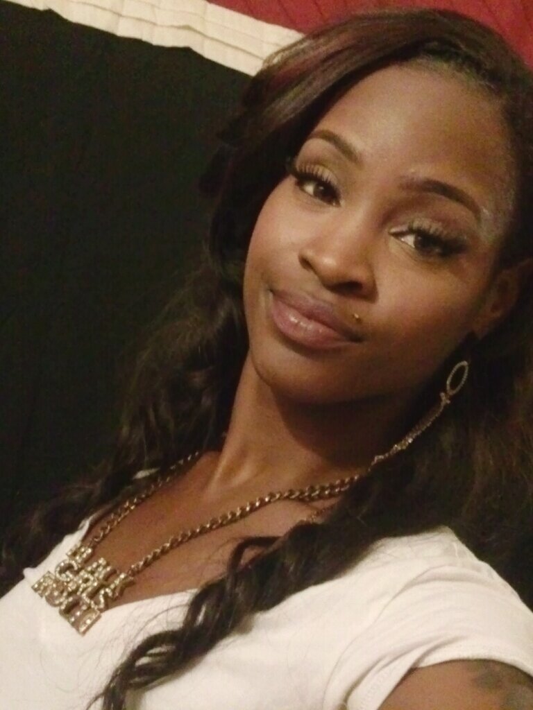 Calm Cool Collective..Blessed n Well Respected* Dnt be Nervous,I tend to Smile alot:)#TexasRaised #AtlantaPaid Follow on IG @JustiiceeLeague