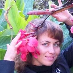 Люби! Трудность -это еще одна ступень вверх.  АРК/Ялта/Голубой Залив
                        http://t.co/QxCfzlOyUJ