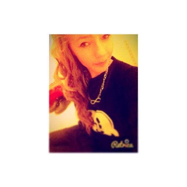 ~13✌ ~english ~i follow back;) ~instagram account; heyy_its_aliciaa