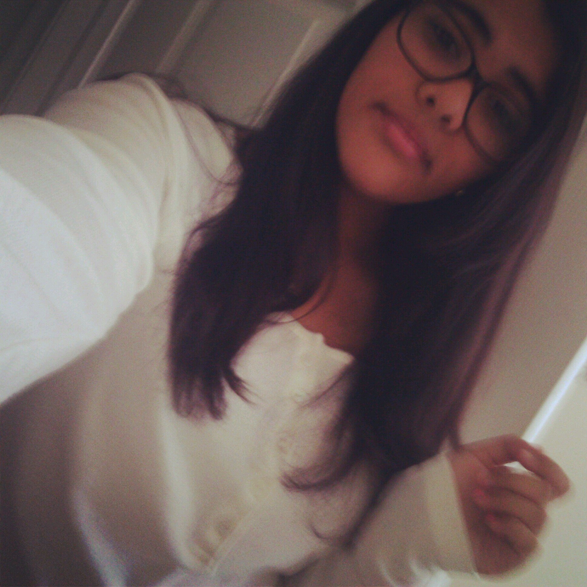 i play guitar and sing i just wanna be known. Follow me.