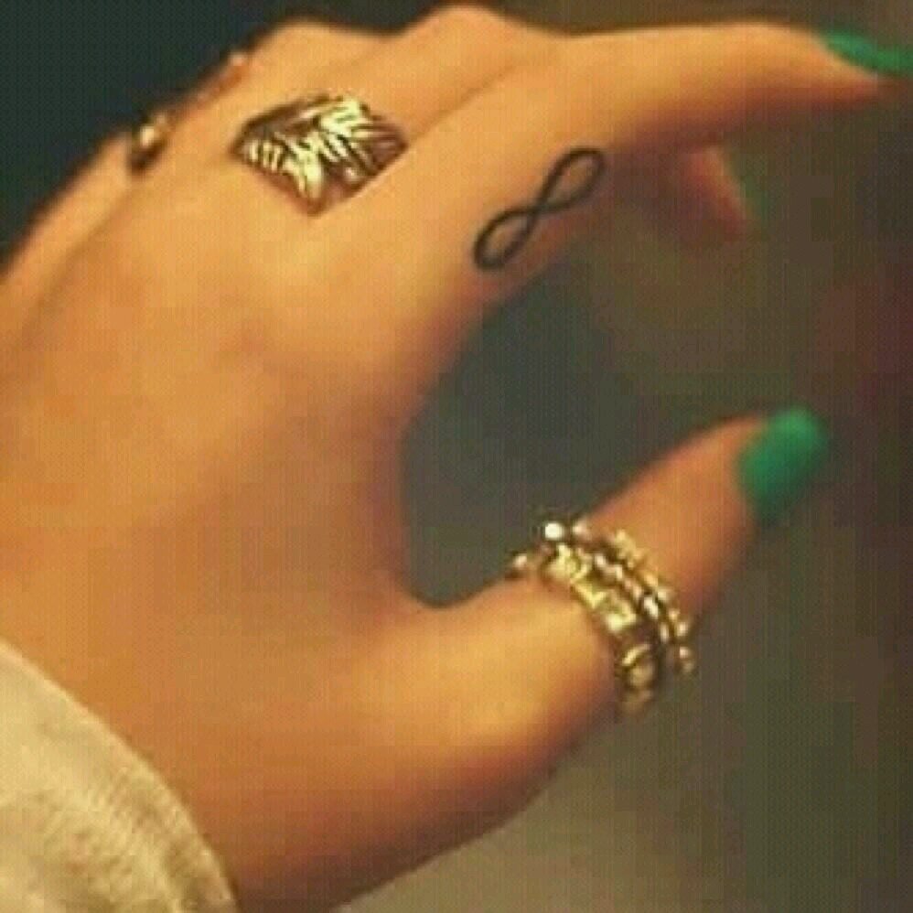3 

ابيككك توﻋدني ككبر ھآلدنياا 'حَتى لو قسيت عليكك مَ ﺗﺧليني3(=|♡