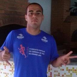 Paulista filho de Mineira, Corintiano, Católico Apostólico Romano, Estudante de Fisioterapia e um homem grato a Deus pelas graças alcançadas...