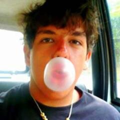 21 anos, computador, twitter e sexo ... Visitem meu blog: http://t.co/nNWvlRXblb Face - https://t.co/txRoBkESZY