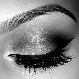 Self taught Hair and Makeup artists based in London. Check out maznfoz facebook page for portfolio. Email: maznfoz@hotmail.com  Follow us on Instagram: @maznfoz