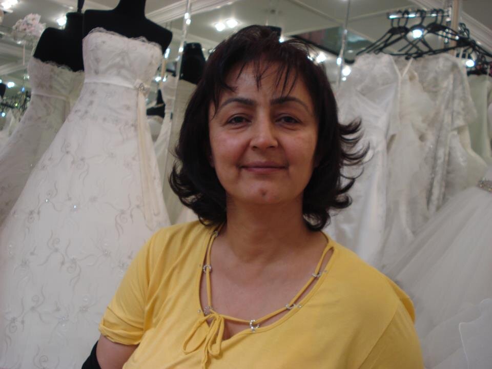 Neşeli, mutlu çılgın