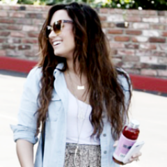 Te amo mainha @myprincesscande y minhas filhas perfeitas @ForeverJortini @s0sfacu. The Tatha is cute :3