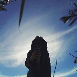 temmyrahapoetra's profile picture. 