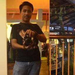 Hye, my name is Kamarul.. I'm 21 years old.. Follow me on twitter..