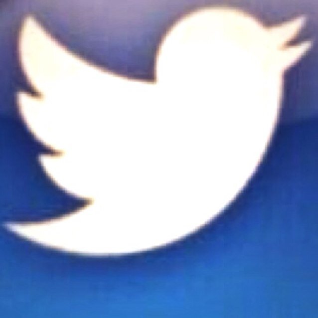 Follow me and ill follow back// if u want a free follow do what my (probably) recent tweet says :)