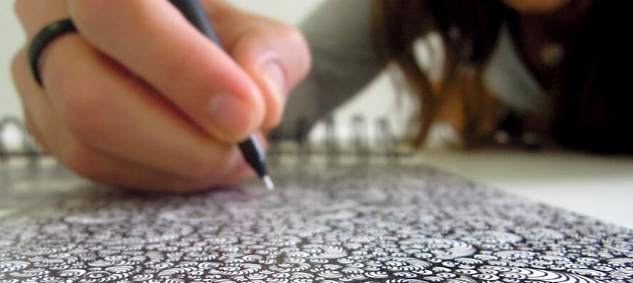 Artist, Tattooist, Programmer in the making. No idea of colour, lots of eye for detail. she/her