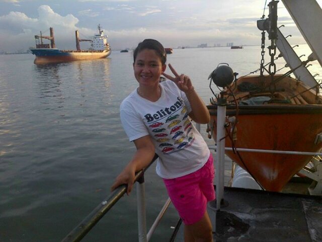 AKhenzhy's profile picture. 