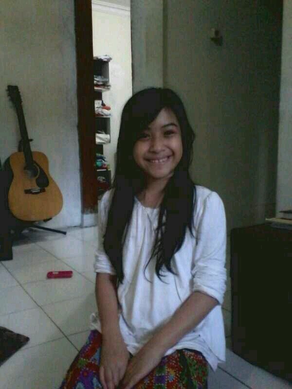 Official Fanbase of @shalina2102|Shalina is 2nd Runner up Of GIRLS MODEL HUNT 2013| Followed by her {17-11-2013} ♥|Have fun With me ♥ (Vina)