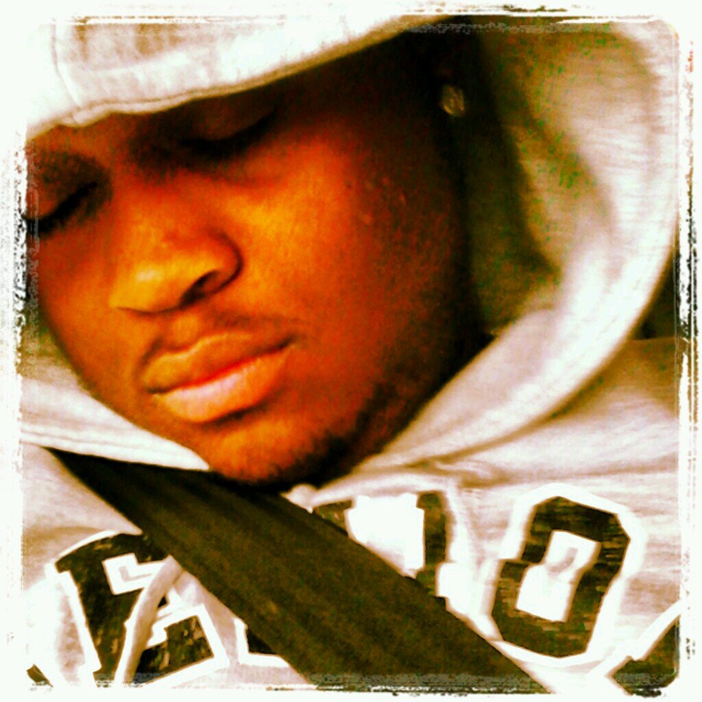 marquette_naxz's profile picture. 18 :senior life : taken by@fuckk_wit_me 9/28/12
 aka my future wifey