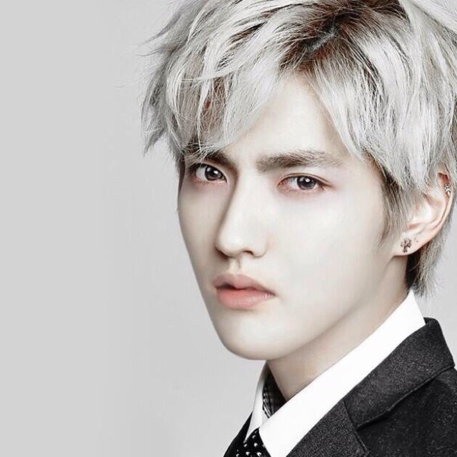 please follow @jonginxhi since i've reached my following limit! see you there~