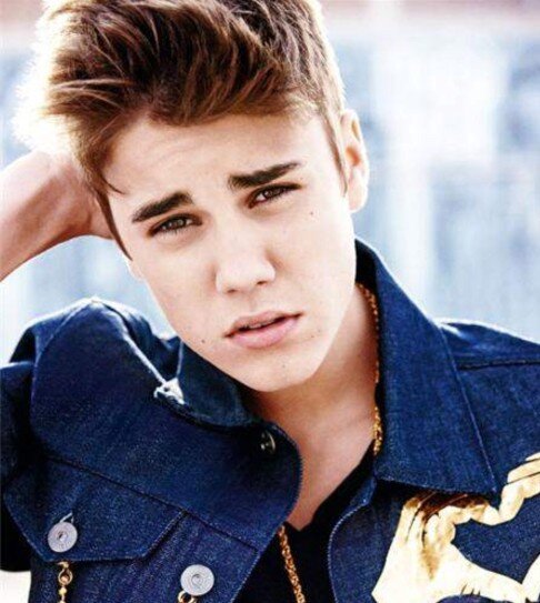 Believer, Directioner, Mixer, Restartica, Laliter.. Never say never. Siganme y los sigo!!