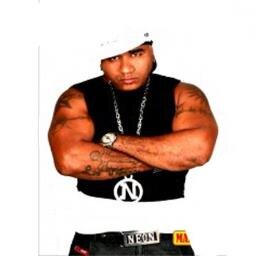 Neon El Emperador Vocalista de #LosTiburones Referencias http://t.co/E2RRKd5ZWm