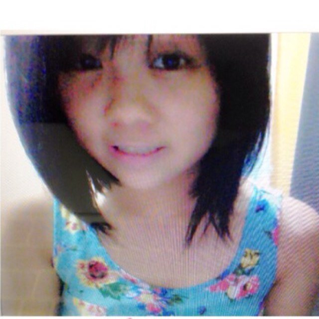 pursuit the happiness , share some smiles ‎​♥  