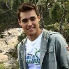 actualmente actor de la serie violetta en disney channel