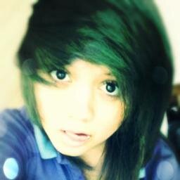 Holii
soii un Dinosauriio Salvaje Raww :3 :3

Flautista (Flauta Traversa) *•*
Amoo tocar flauta y leer musica :3