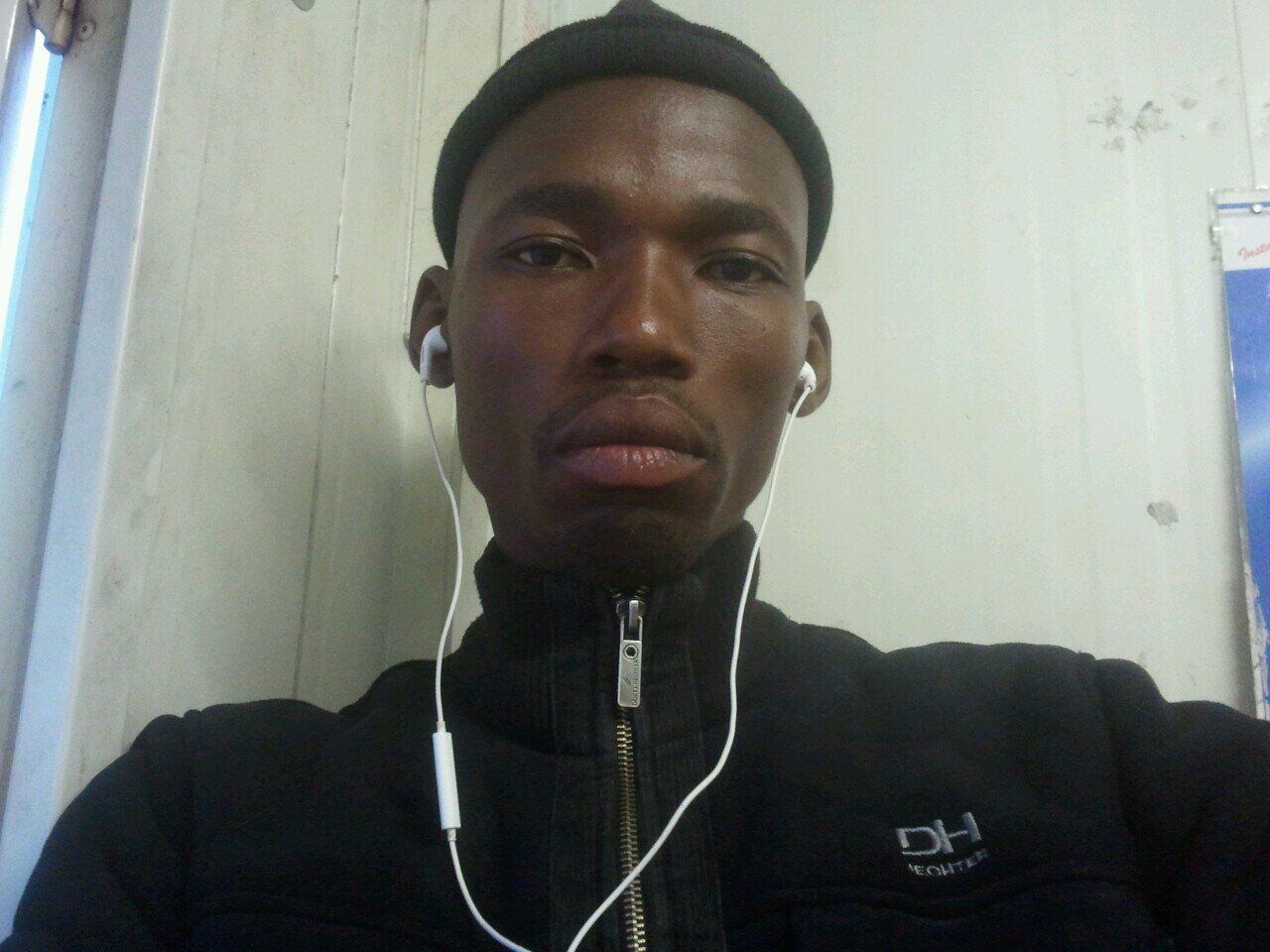 plesejane18's profile picture. 