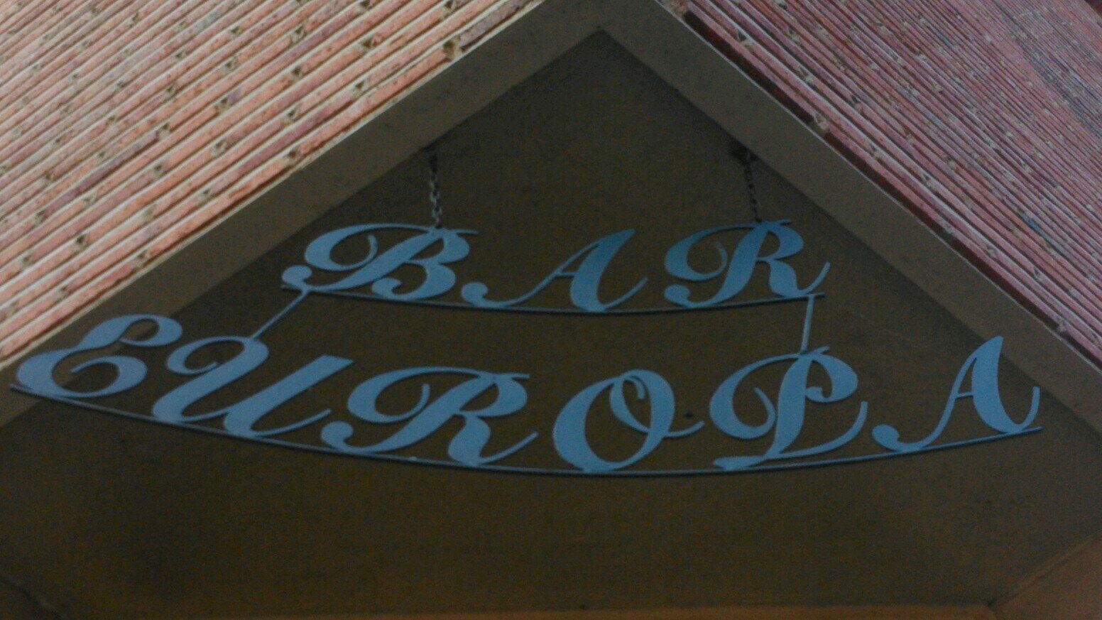 Bar mayorgano con especialidad en pizzas y hamburguesas, esperamos veros pronto por aquí