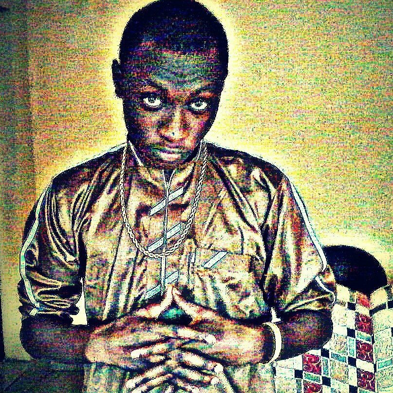 Rapper,songwriter,artiste @SMG($ELF MADE GANG)...www.facebook.com/lilgoonz...BBM-7B67BD51...Phone-07067378577