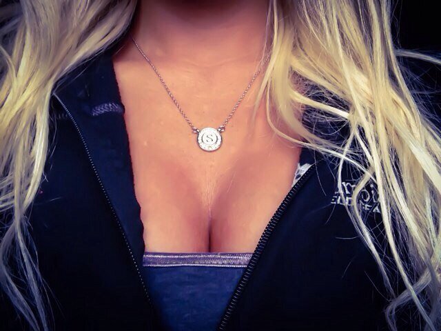 ENGAGED ✨ i moved to kansas for us. Everything we do is for eachother✝ #ArmyGFprobs **** AVI IS ME ****