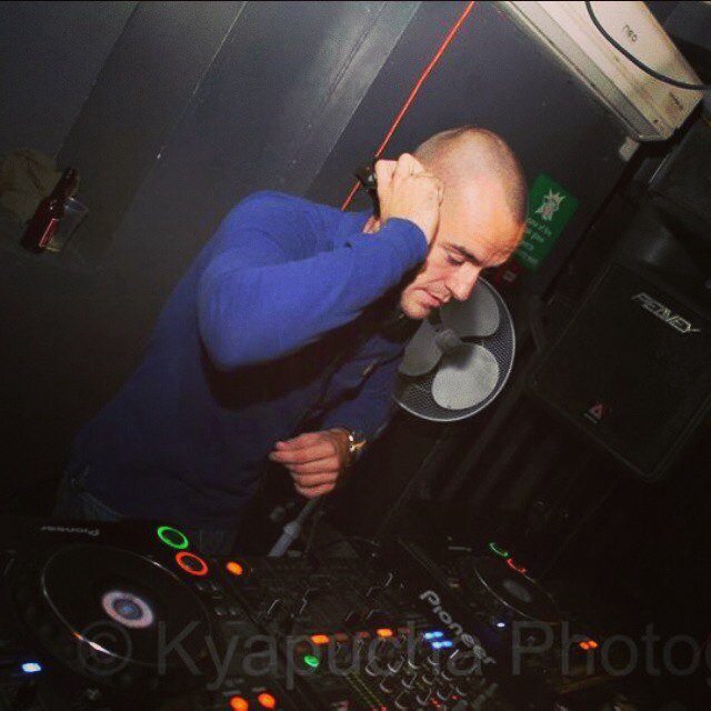 Known by close friends as Deano/The DeanMan/DeanMachine and many other alias's, all round hero and better half of the HardHouse Duo 'Chop & Change'