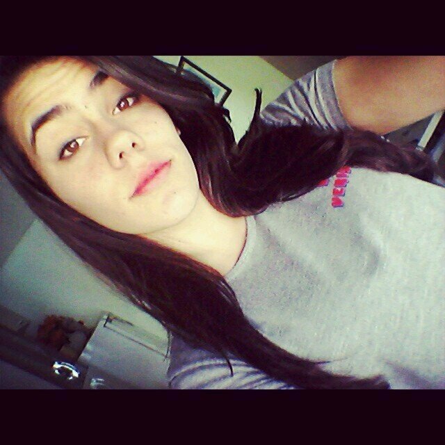 Gordinha linda do meu s2, o que botar na tua bio ? sla, te amo e isso já basta s2 p.@Fernandooo66 l Segura o nariz amiga! rsrs p. @ccammi