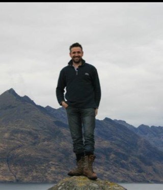 andypotts6's profile picture. Husband,farther,fan of all things bovine,professional bovine reproductive specialist,I enjoy a glass of red & big fan of our rugby boys#carrythemhome.