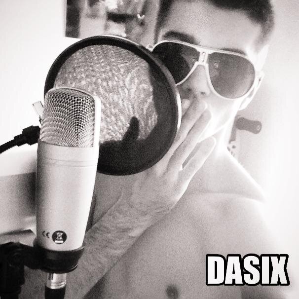 Compositor y vocalista .Referencias :Dasix - Hermanos, Dasix - Vida Perra, Dasix - Todos los días de mi vida.