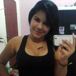 Queem tentaar possuir uma floor, verá sua beleza murchando. Mas queem apenas olhaar uma floor num campo, permanecerá para sempre com ela. ♥