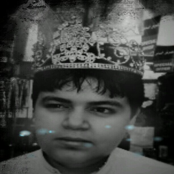 ‏طالب علم المهنة الدعوة إلى الله العمر 14 سنة السكن الخبر العقربية جامع والدة الأمير محمد بن فهد الاسم حذيفة عبدالرحمن المصري الأصل سوري مقيم بالسعودية