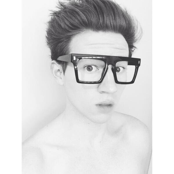once Ricky Dillon has followed me I'll be sharting, id Dillon his Ricky anyday mmhhmmm;););)